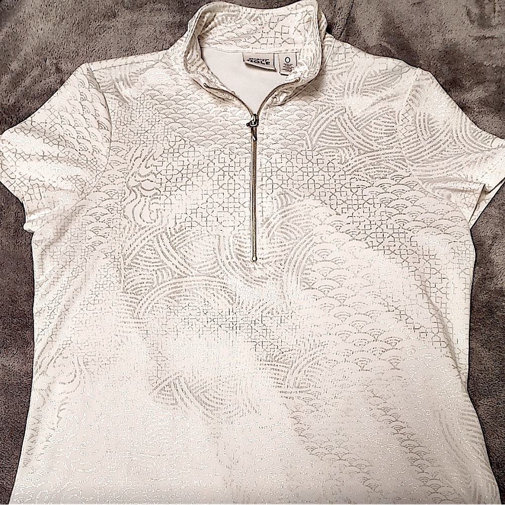 ⛳️ Zenergy Golf by Chico's Gold/Cream Metallic Women's Shirt Chicos Size 0 ⛳️